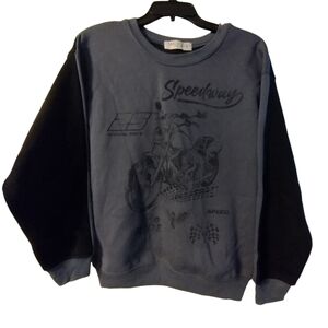 💚 Like new! Wound up gray & black sweatshirt - fun warm outdoor Size 7